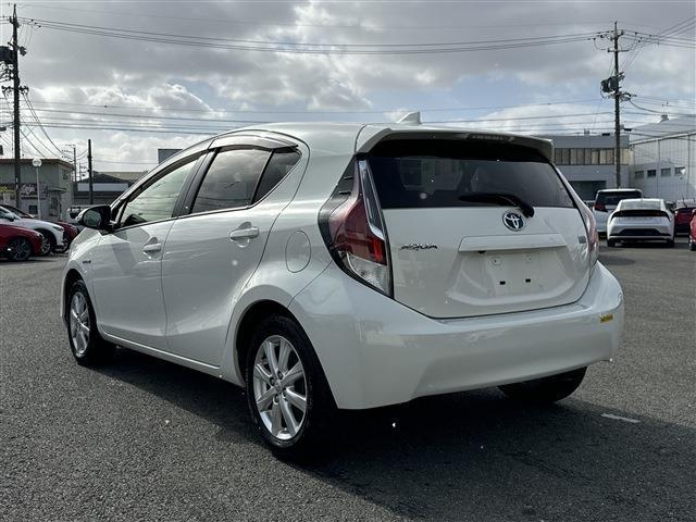 Ref:AUX-23080040 TOYOTA AQUA 2015 6 Ref:AUX-23080040 TOYOTA AQUA 2015 - Image 6