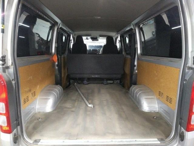 Ref:AUX-23093821 TOYOTA HIACE VAN 2018 3 Ref:AUX-23093821 TOYOTA HIACE VAN 2018 - Image 3