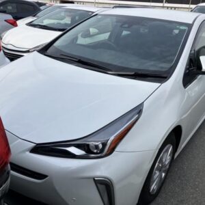2021 Toyota Prius pearl gasoline used car Japan export