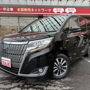 2018 Toyota Esquire black gasoline used car Japan export