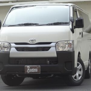 2026 Toyota Hiace Van white gasoline used car Japan export