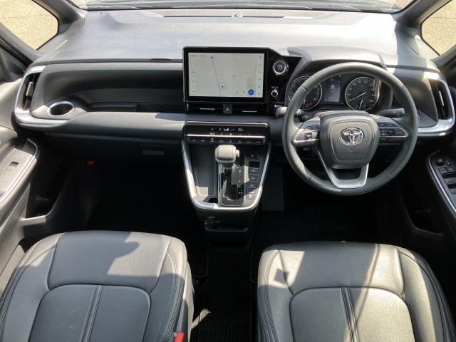 Ref:AUX-23094763 TOYOTA VOXY 2023 3 Ref:AUX-23094763 TOYOTA VOXY 2023 - Image 3