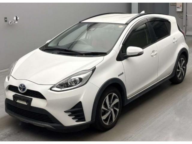 Ref:AUX-23095249 TOYOTA AQUA 2018 1 2018 Toyota Aqua pearl gasoline used car Japan export