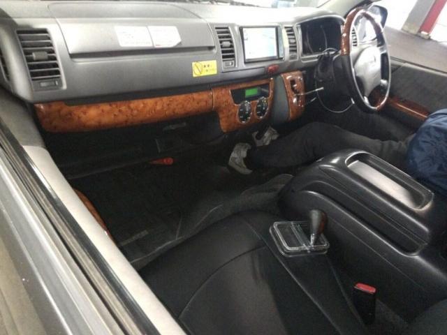 Ref:AUX-23098615 TOYOTA REGIUS ACE VAN 2011 4 Ref:AUX-23098615 TOYOTA REGIUS ACE VAN 2011 - Image 4