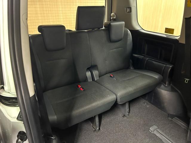 Ref:AUX-23098916 TOYOTA VOXY 2013 17 Ref:AUX-23098916 TOYOTA VOXY 2013 - Image 17