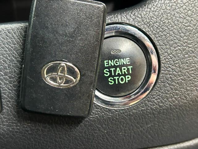 Ref:AUX-23098916 TOYOTA VOXY 2013 10 Ref:AUX-23098916 TOYOTA VOXY 2013 - Image 10