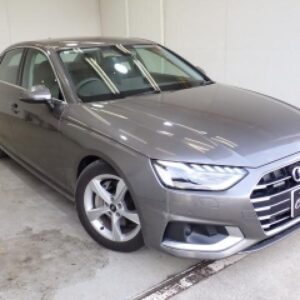 2021 Audi A4 silver diesel used car Japan export