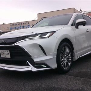 2024 Toyota Harrier pearl gasoline used car Japan export