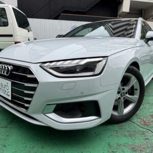 2021 Audi A4 Avant pearl gasoline used car Japan export