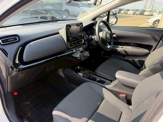 Ref:AUX-23112717 TOYOTA AQUA 2021 12 Ref:AUX-23112717 TOYOTA AQUA 2021 - Image 12