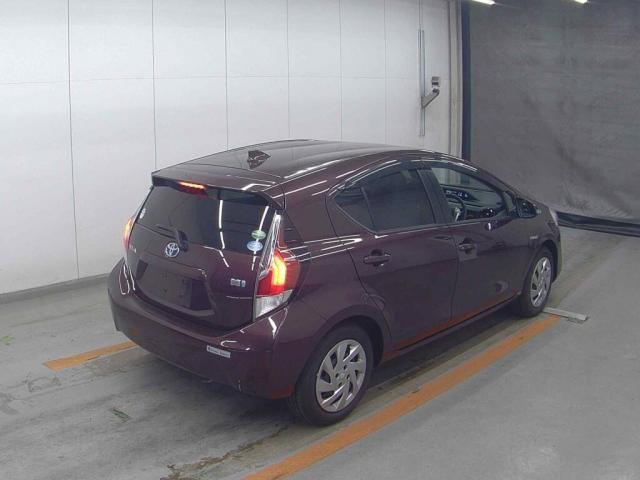 Ref:AUX-23112921 TOYOTA AQUA 2015 6 Ref:AUX-23112921 TOYOTA AQUA 2015 - Image 6