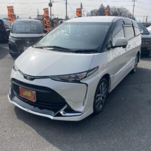 2016 Toyota Estima pearl gasoline used car Japan export