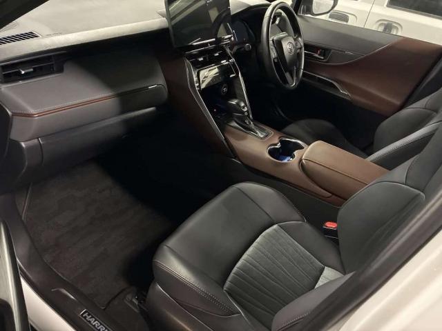 Ref:AUX-23112940 TOYOTA HARRIER HYBRID 2023 8 Ref:AUX-23112940 TOYOTA HARRIER HYBRID 2023 - Image 8