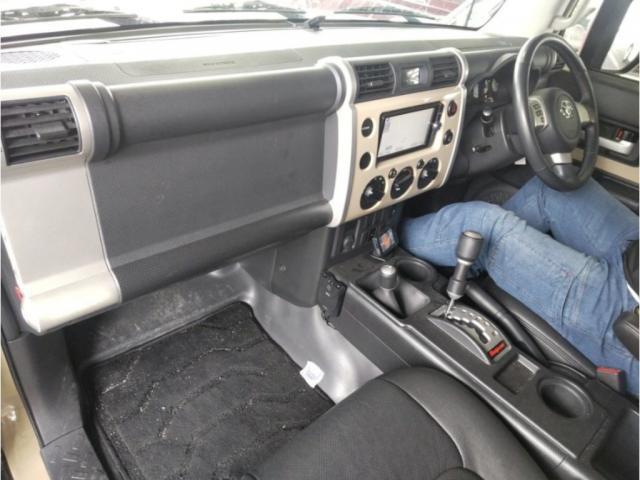 Ref:AUX-23116776 TOYOTA FJ CRUISER 2013 3 Ref:AUX-23116776 TOYOTA FJ CRUISER 2013 - Image 3