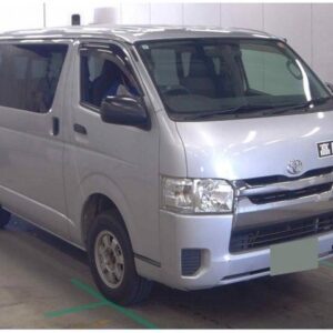 2015 Toyota Hiace Van silver diesel used car Japan export
