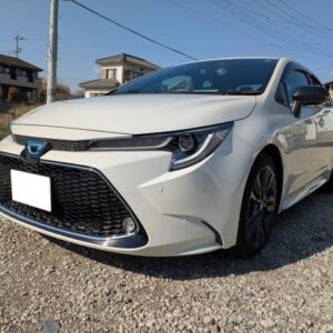 2019 Toyota Corolla pearl hybrid used car Japan export