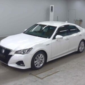 2016 Toyota Crown Hybrid pearl gasoline used car Japan export