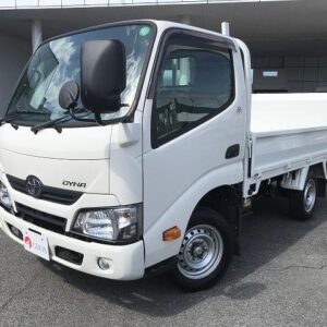 2018 Toyota Dyna Truck white gasoline used car Japan export