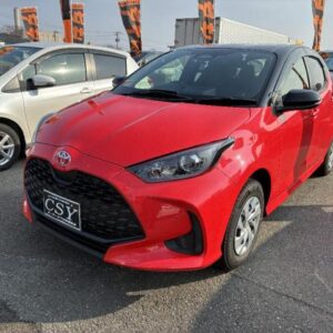 2024 Toyota Yaris red gasoline used car Japan export