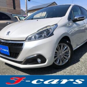 2017 Peugeot 208 pearl gasoline used car Japan export