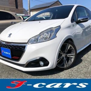 2017 Peugeot 208 white gasoline used car Japan export