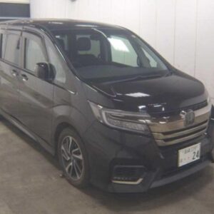 2020 Honda Stepwagon Spada black gasoline used car Japan export