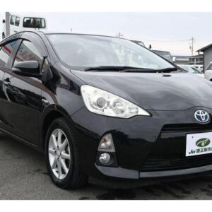 2013 Toyota Aqua black hybrid used car Japan export