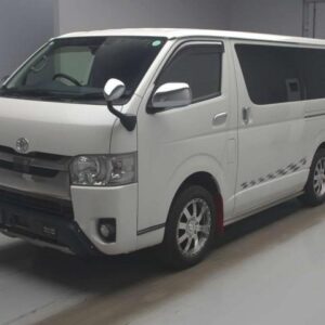 2018 Toyota Hiace Van pearl diesel used car Japan export