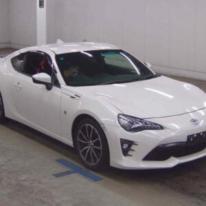 2017 Toyota 86 pearl gasoline used car Japan export