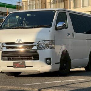 2017 Toyota Hiace Van white diesel used car Japan export
