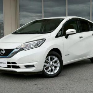 2019 Nissan Note pearl gasoline used car Japan export