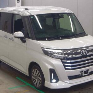 2022 Toyota Roomy pearl gasoline used car Japan export