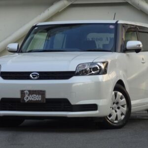 2014 Toyota Corolla Rumion pearl gasoline used car Japan export