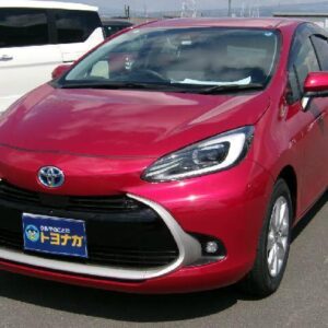 2022 Toyota Aqua red gasoline used car Japan export