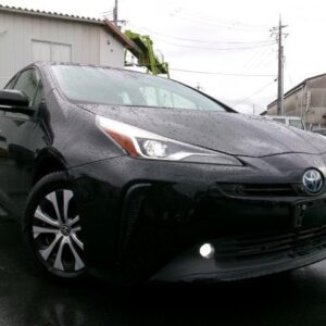 2022 Toyota Prius black hybrid used car Japan export