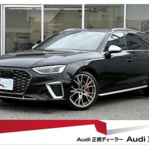 2023 Audi S4 Avant black gasoline used car Japan export