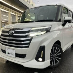 2020 Toyota Roomy pearl gasoline used car Japan export