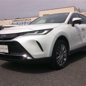 2023 Toyota Harrier Hybrid pearl gasoline used car Japan export