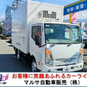 2012 Nissan Atlas Truck white diesel used car Japan export
