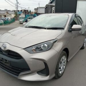2023 Toyota Yaris tea gasoline used car Japan export