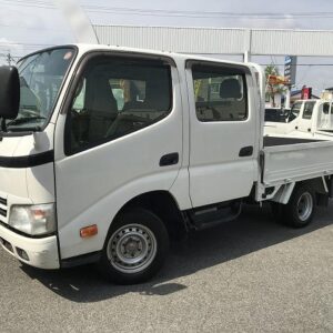 2013 Toyota Dyna Truck white diesel used car Japan export
