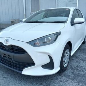 2023 Toyota Yaris white gasoline used car Japan export