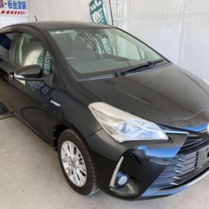 2017 Toyota Vitz black hybrid used car Japan export