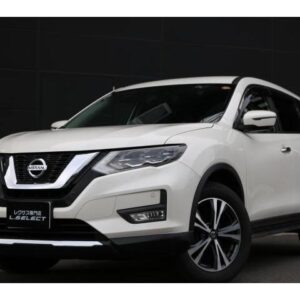 2018 Nissan X-Trail pearl gasoline used car Japan export