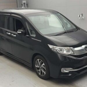 2015 Honda Stepwagon Spada black gasoline used car Japan export