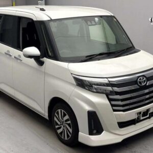 2023 Toyota Roomy pearl gasoline used car Japan export