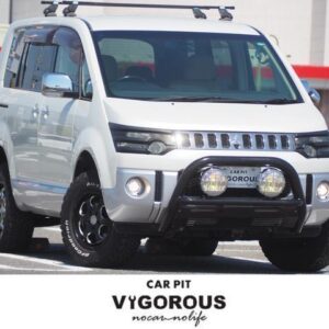 2009 Mitsubishi Delica D:5 white gasoline used car Japan export