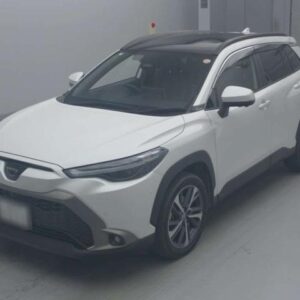 2024 Toyota Corolla Cross pearl gasoline used car Japan export