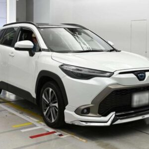 2023 Toyota Corolla Cross pearl gasoline used car Japan export