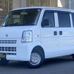 2014 Nissan Nv100Clipper Van white gasoline used car Japan export